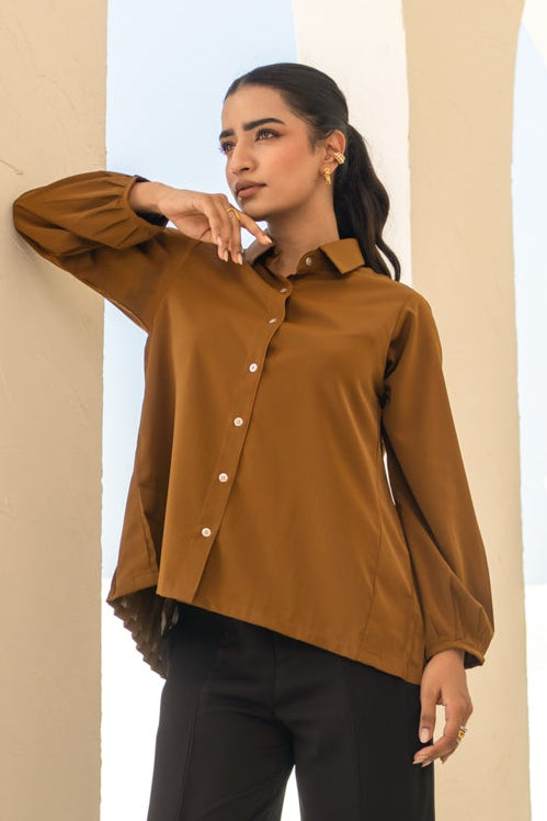 THE PLEAT-BACK SHIRT