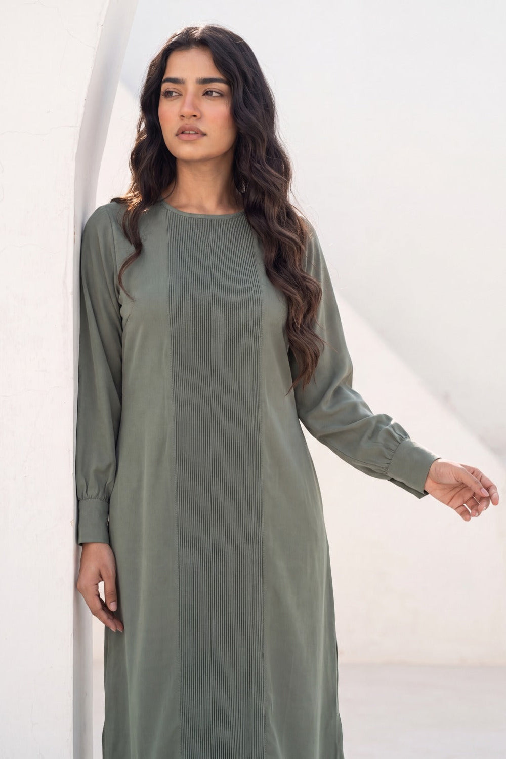 THE LINEAR DRESS