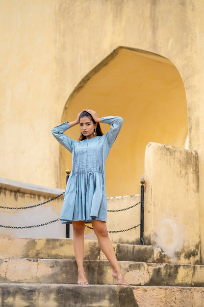 MINUTE PLEATED DRESS
