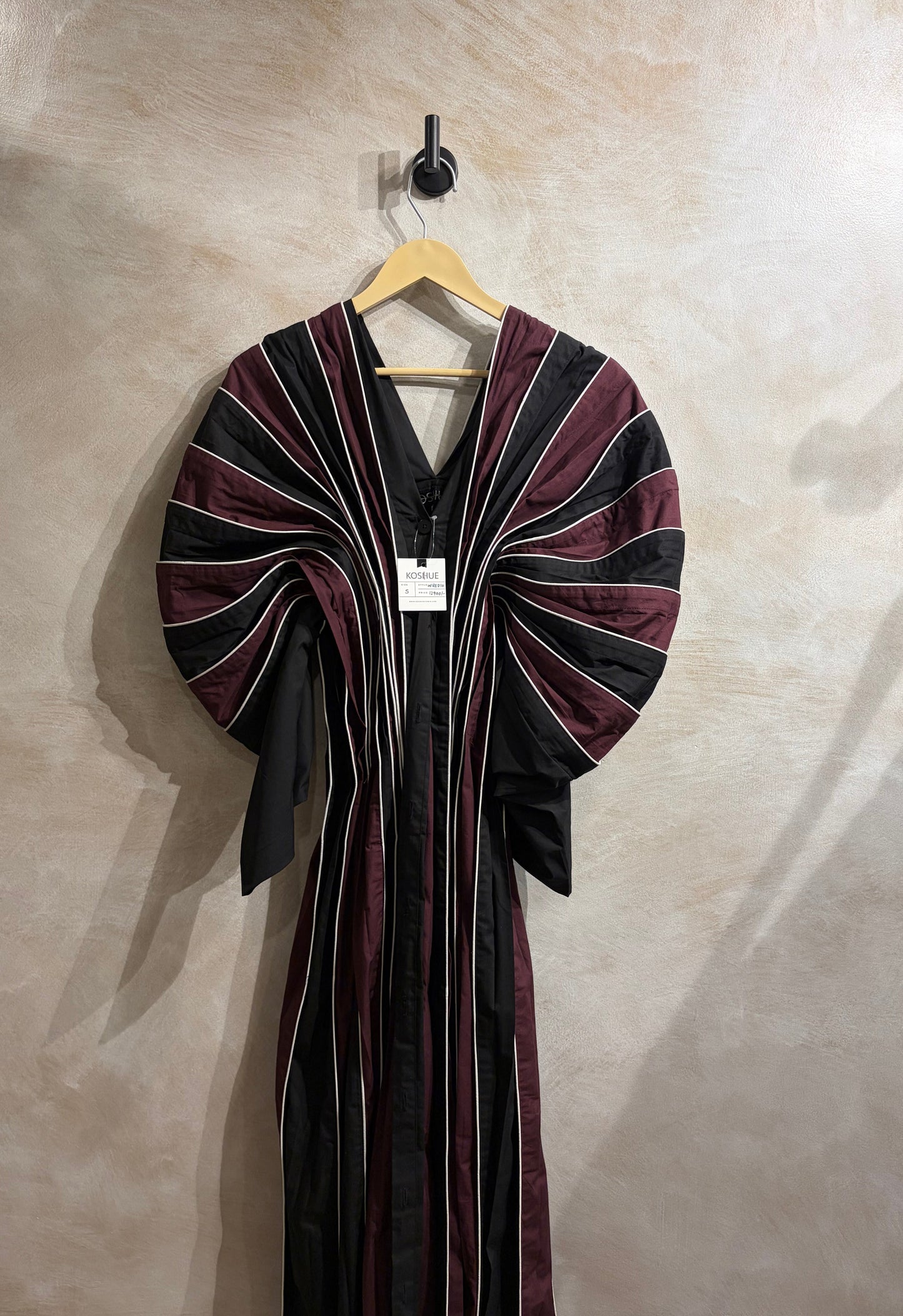 THE WIRED DRESS