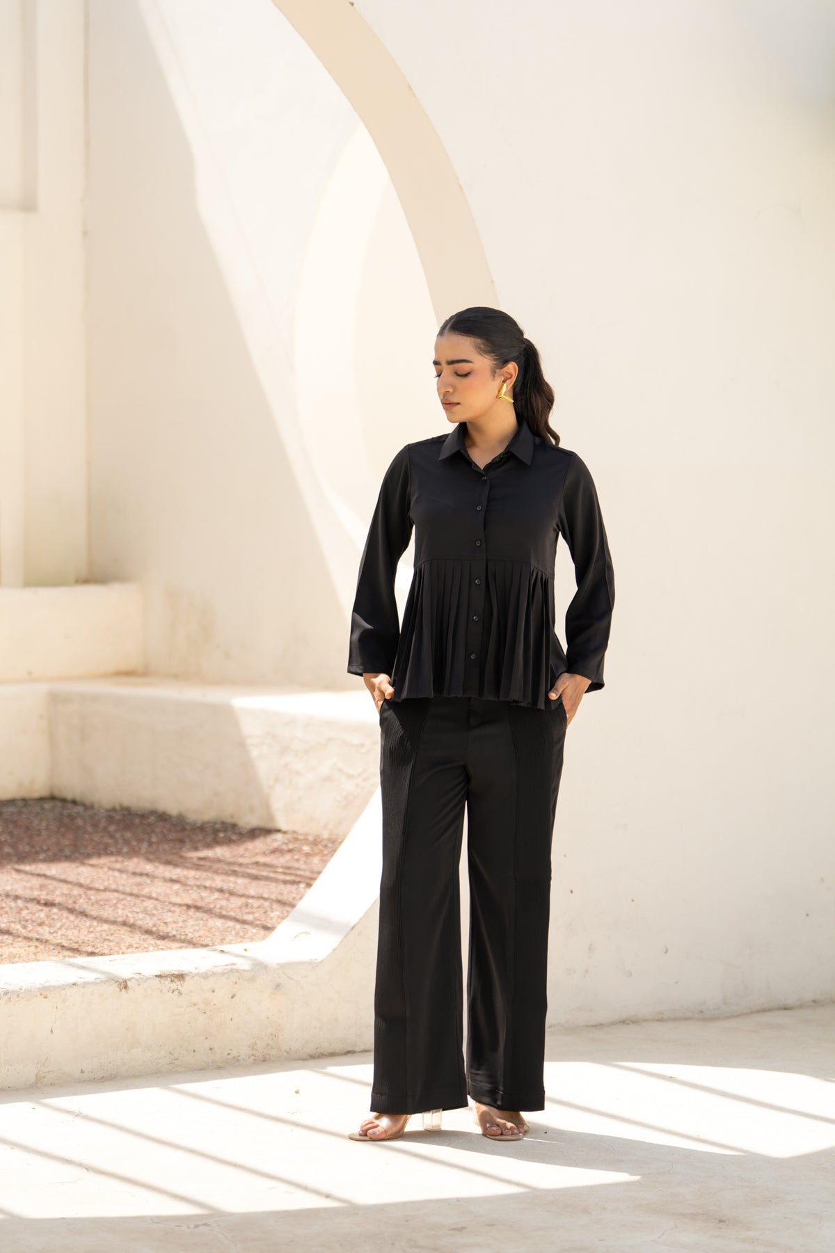 THE EASY PLEATED SHIRT