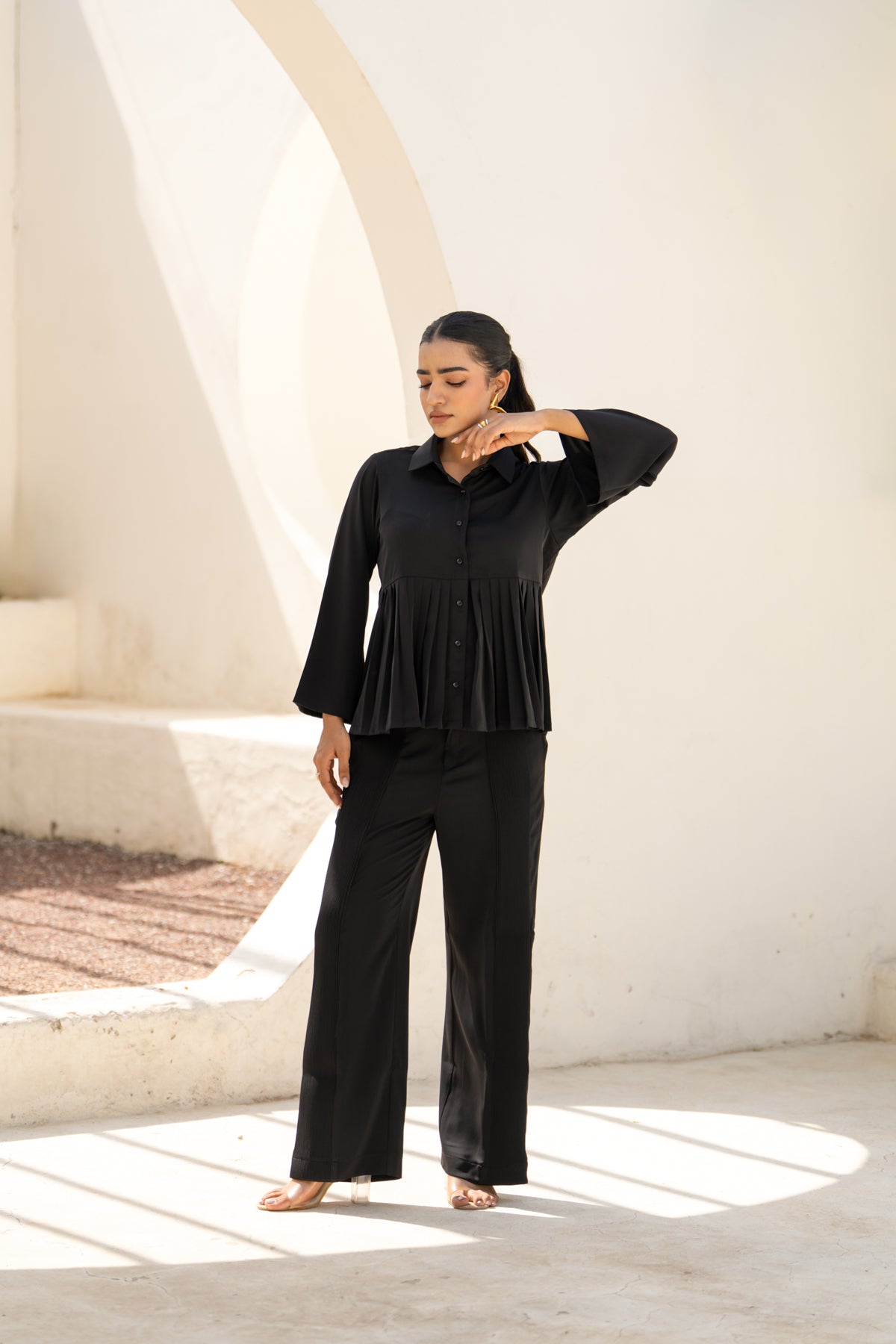 THE EASY PLEATED SHIRT