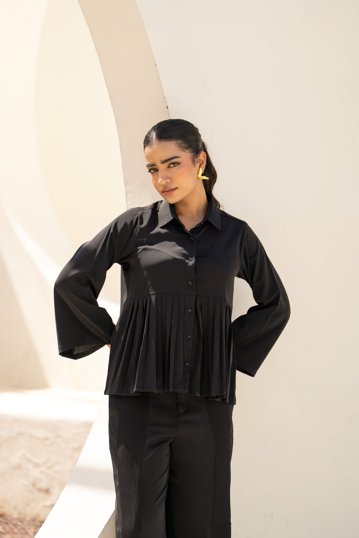THE EASY PLEATED SHIRT