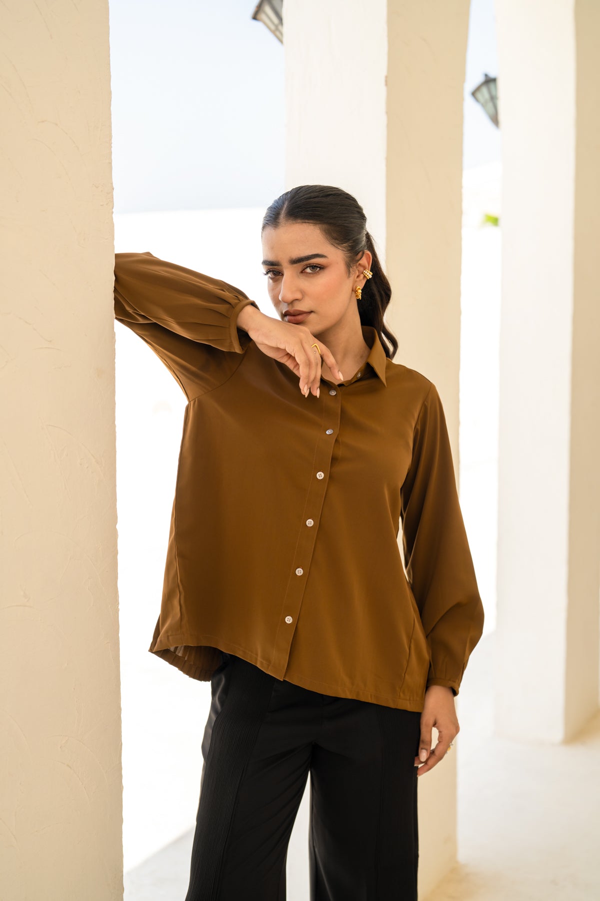 THE PLEAT-BACK SHIRT