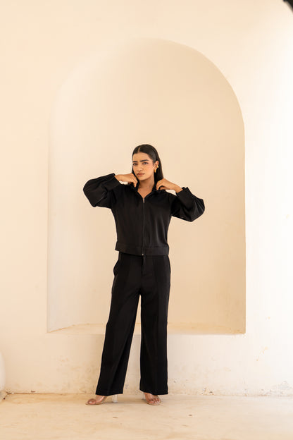THE SLEEVE PLEATED HOOD
