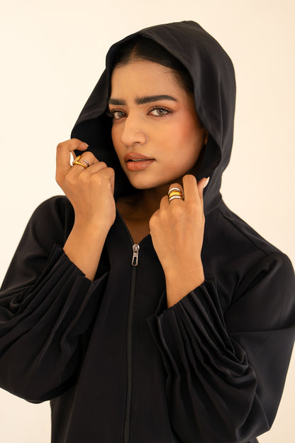 THE SLEEVE PLEATED HOOD