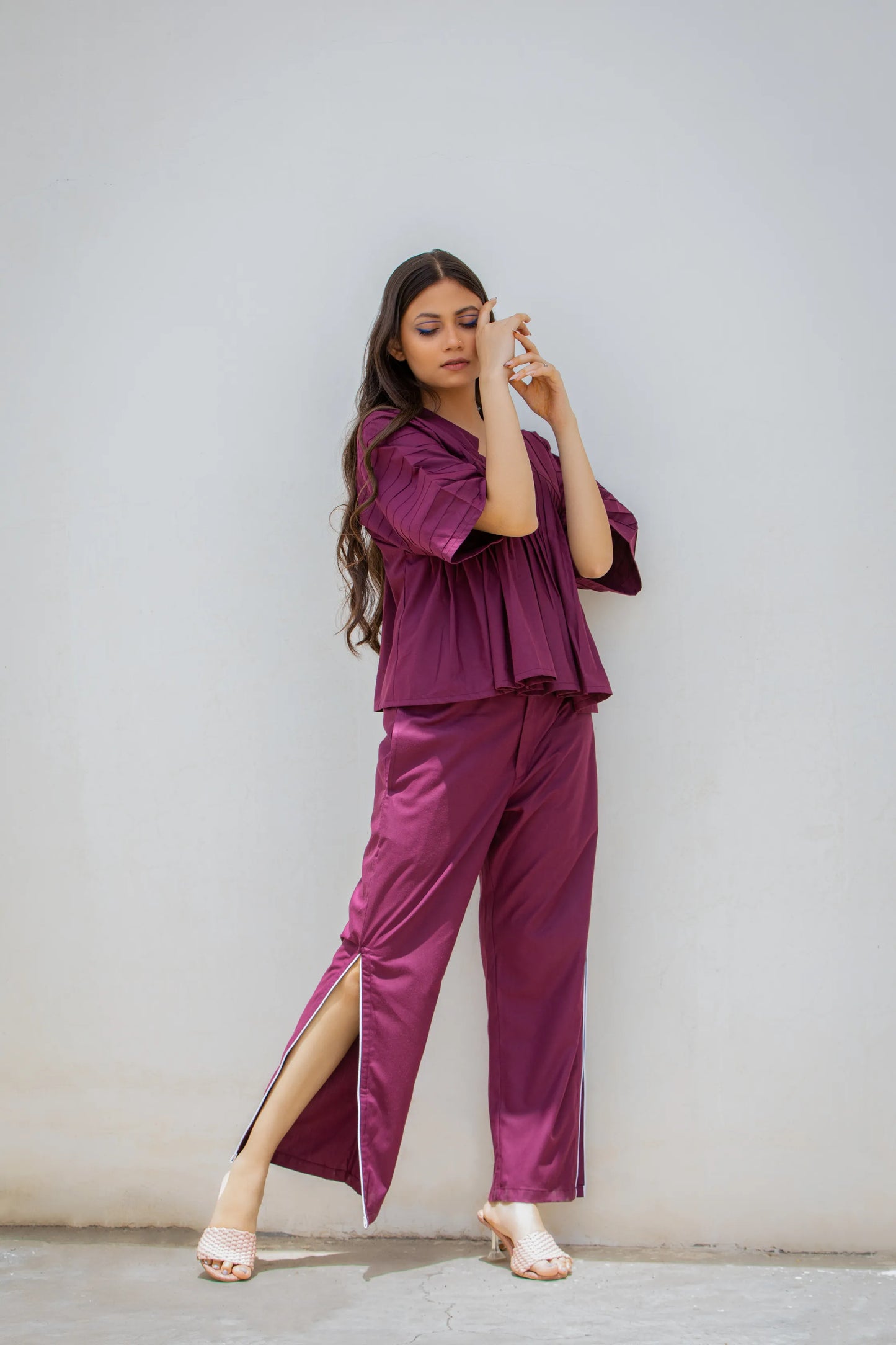 LET LOOSE SET TOP