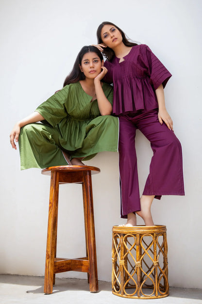 LET LOOSE SET TOP