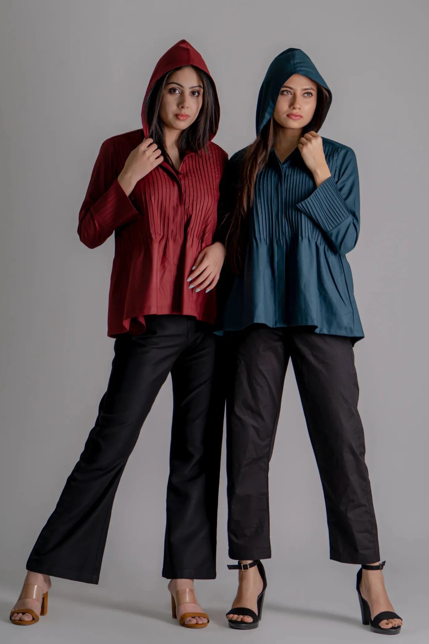 HOOD WITH A TWIST