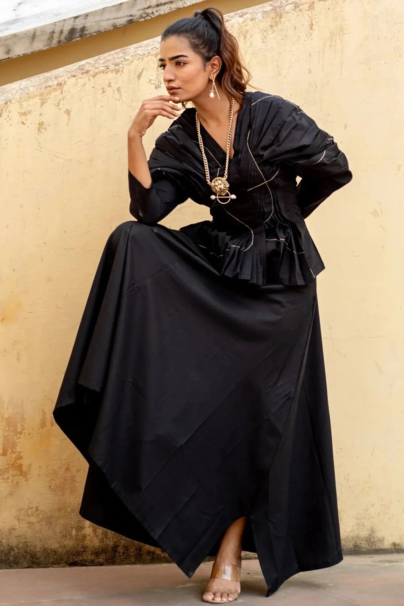 KOSHUE ASYMMETRIC SKIRT