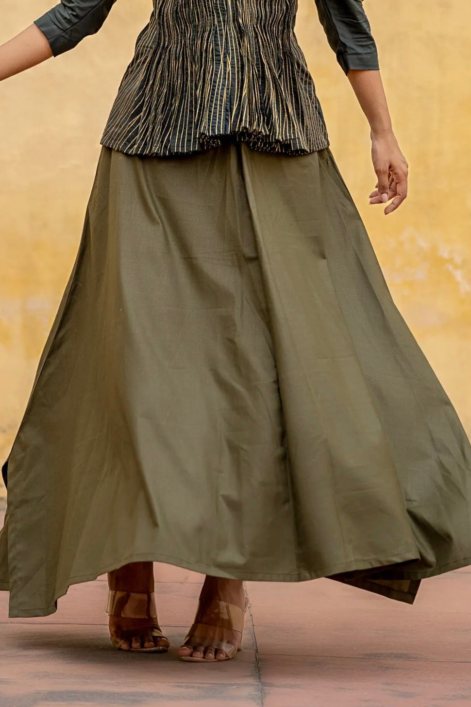 KOSHUE ASYMMETRIC SKIRT