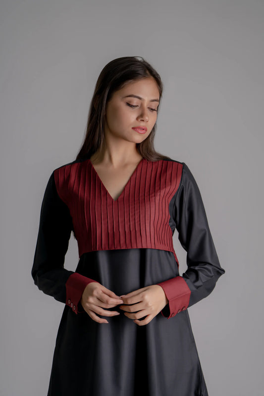 THE BUCKLE BACK DRESS